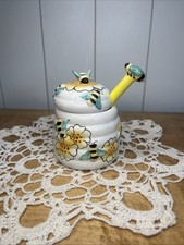 Beehive bee skep honey - , pot
