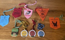 4 Haydock Park Enamel Badges 1983 To 1986 Horse Racing