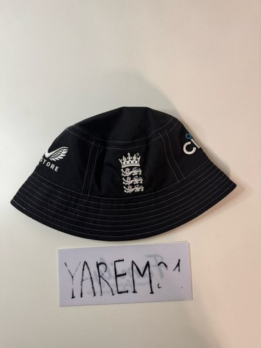 Official castore england - official,