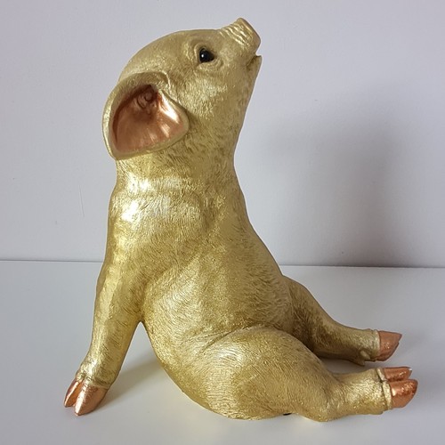 Large gold pig figurine - gold,