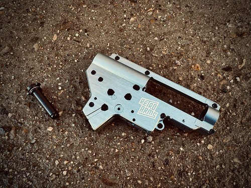 Retro arms 2025 - 2025, cnc