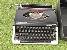 Vintage Seiko Silver Reed Leader Portable Typewriter + Case for parts untested