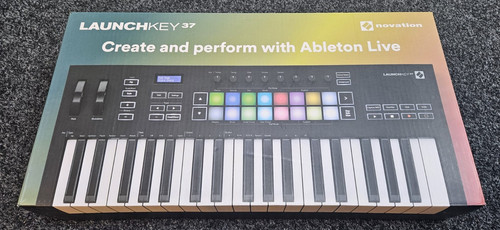 Novation launchkey mk3 midi - novation,