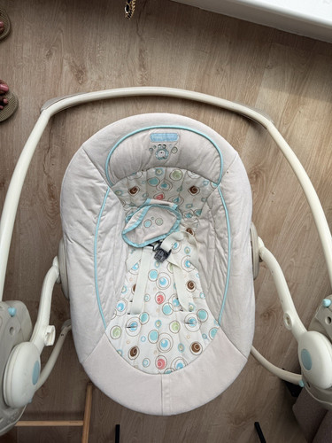 Graco baby swing with harness - baby,