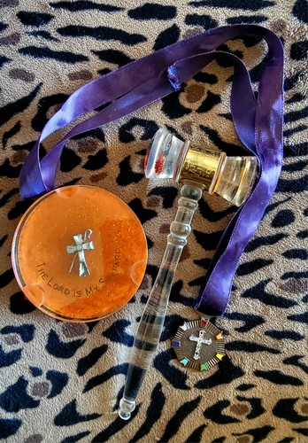 Gavel and grand cross color - and, of