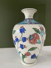 Turkish ceramic vase Kütahya Turkey Iznik  "Heavenly Garden" floral design motif