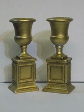 Dolls House Flower Urns On Plinths  1 / 12th  Scale