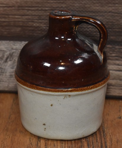 Vintage brown and white - brown,