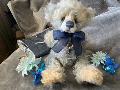 Charlie bears isabelle - charlie,
