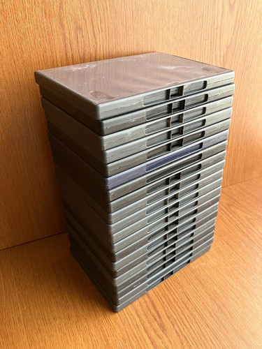 Bundle of28 amaray empty - bundle,
