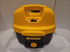 DeWalt DC500 2 Gallon Wet/Dry