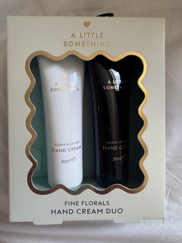 Fine florals hand - florals, cream