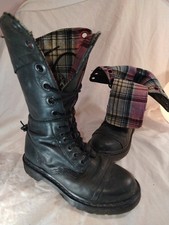 Dr Martens Aimilita Triumph