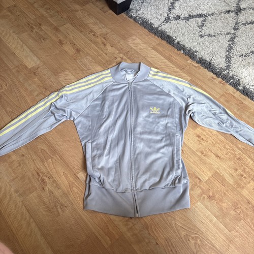 Vintage grey and yellow adidas - and,