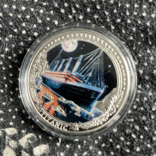Titanic coin coloured - coin,