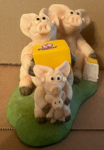 Piggin queuing david - by,