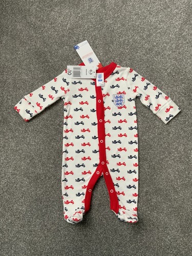 Bnwt matalan official football - matalan,