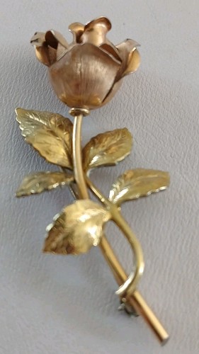 Krementz signed gold tone - signed,
