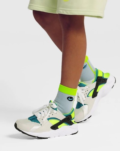 Nike huarache run older - nike,