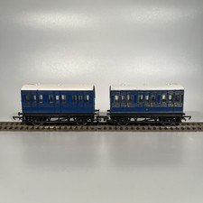 Hornby R1016 Caledonian Local Carriages x 2