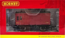 Hornby R6678 LMS Horse Box