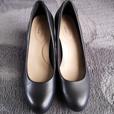 Clarks Ultimate Comfort Collection Black Heeled Shoes UK 5 Tried On, Never Worn