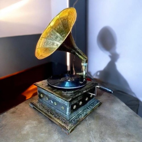 Antique gramophone fully - gramophone,,