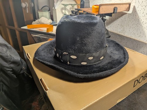 Lanvan beaver fur hat - hat, /