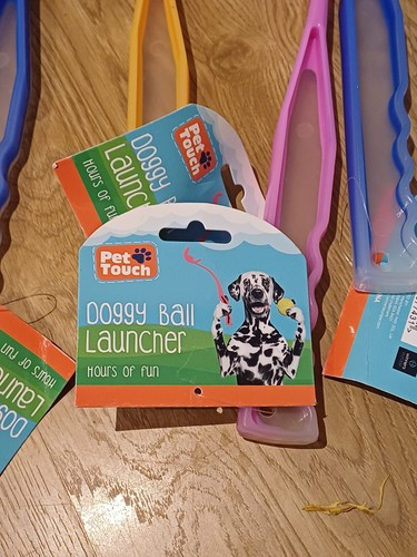 Doggy ball launcher - doggy,