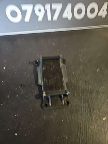 Golf mk2 big - bumper, bracket