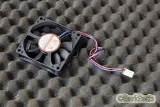 Evercool EC7015M12CA 70mm X 15mm Fan DV12V 0.26A 3-Pin 3-Wire