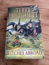 Terry Pratchett Paperback