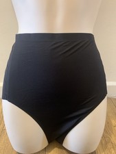 Conturve Seamless Brief