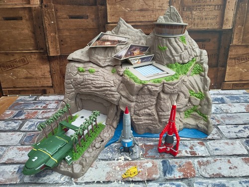 Thunderbirds are - thunderbirds, go