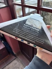 Saddle Gullet Bar, Red And a Black 