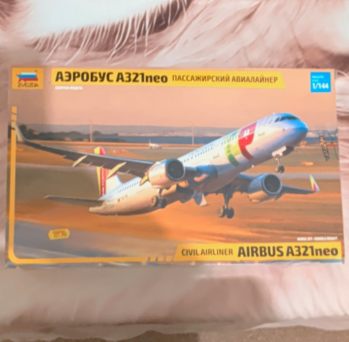 Zvezda airbus a321neo - a321neo, 1:144