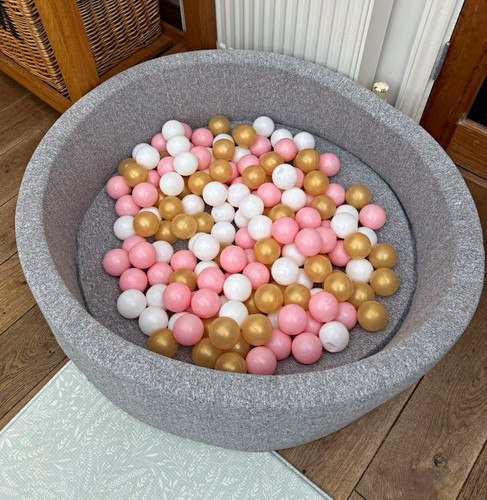 Nuby ball pit with - , balls