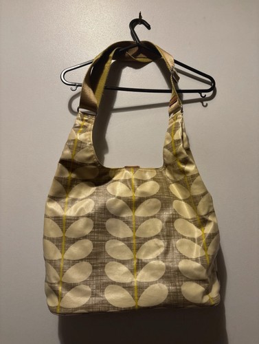 Orla kiely leaves pattern - leaves,
