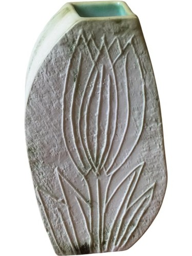 Carn pottery tulip stem - pottery, vase