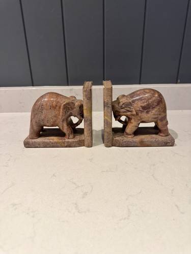 Vintage elephant bookends - vintage?,