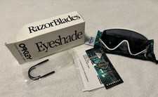 Oakley Eyeshade Heritage White