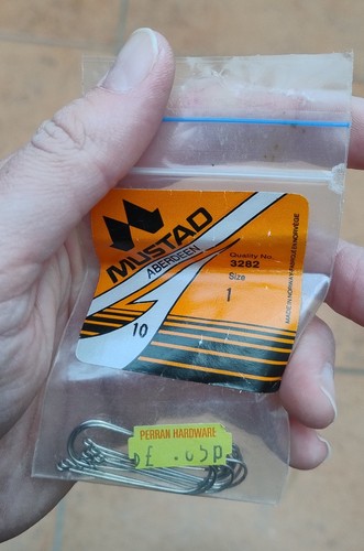 Mustad pack size - pack, aberdeen