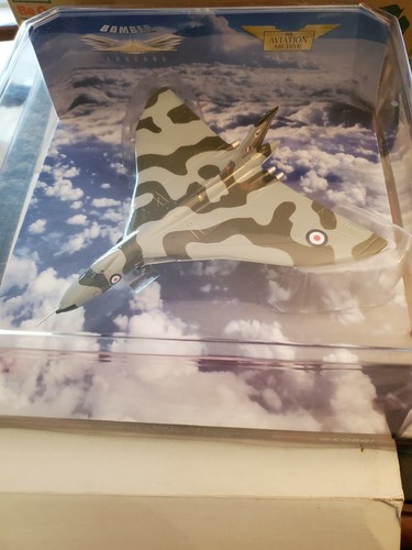 Corgi bomber legends avro - corgi,