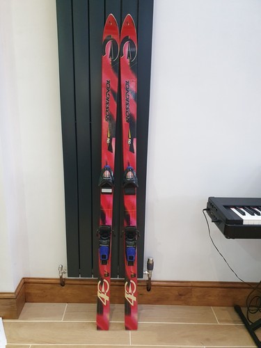 Rossignol 4sv skis 163cm - skis, red