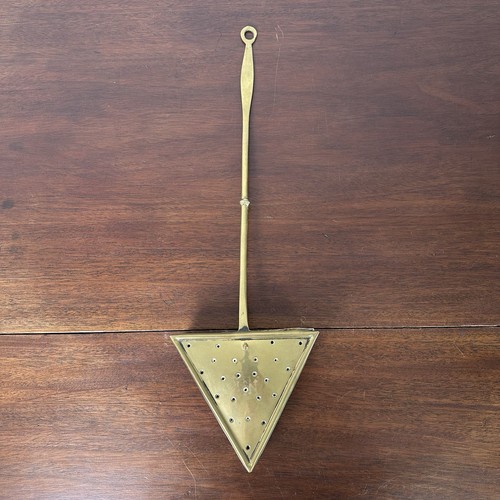 Antique pierced brass - antique, chestnut