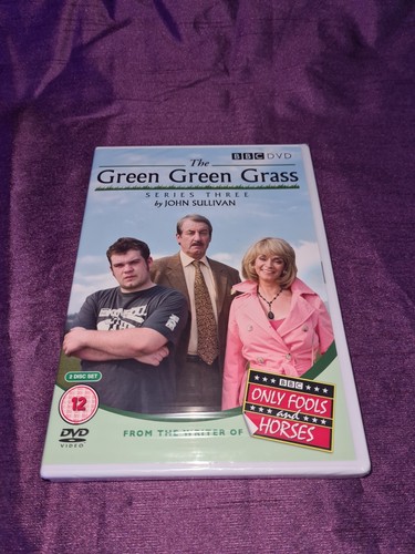 The green grass - green,