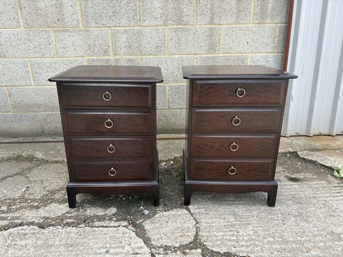 Pair stag minstrel mahogany - of,