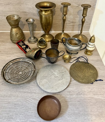 Assorted vintage items - job, lot