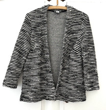 H&M.  BLACK/WHITE TEXTURED BOUCLE KNIT OPEN JACKET/CARDIGAN. SIZE MEDIUM