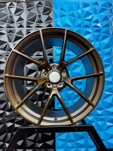 Brand new bmw 763m - brand, 20”